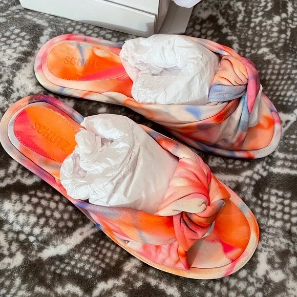 Schutz tie dye leather knot sandals - Picture 5 of 14